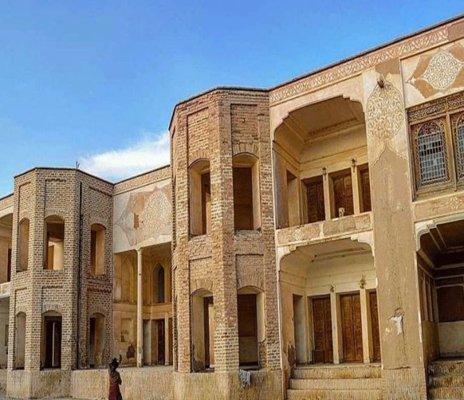 عمارت موسی خان کجاست